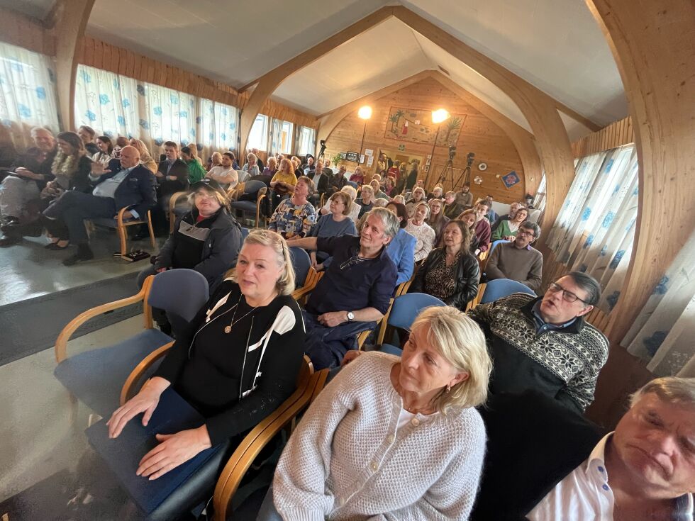FULLT HUS: Pinsemenigheten Betanias bedehus var fullt under 1000-årsmarkeringen på Kristi Himmelfartsdag.
 Foto: Rune Hansen