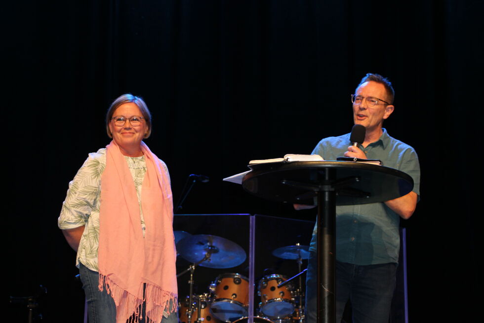 Deborah og David Lyon fra Leicester besøkte Kristent Nettverks konferanse, Lys og Salt, i Grimstad.
 Foto: Agnar Klungland