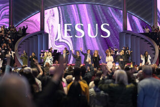 Økt andel amerikanske ungdommer gir livet til Jesus