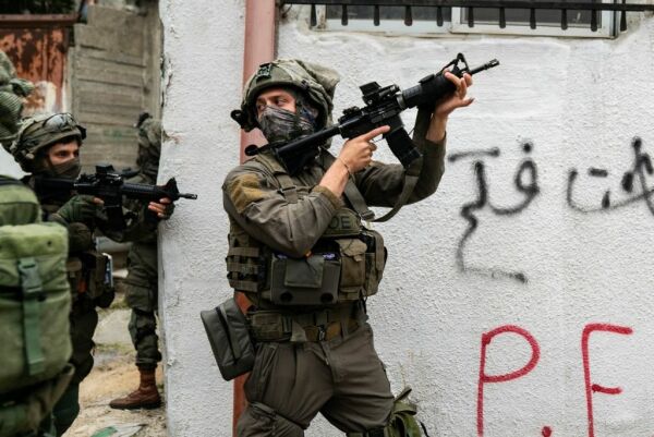 17 palestinere arrestert, mistenkte for terrorisme