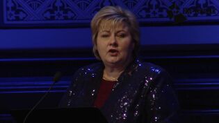 Statsminister Erna Solberg taler om Guds nåde