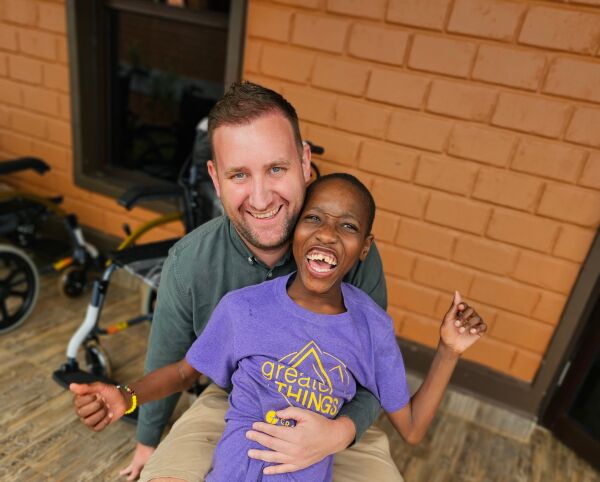 Åpner Afrikas største senter for barn med funksjonsnedsettelser