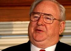 Flere tusen fulgte Falwell til graven