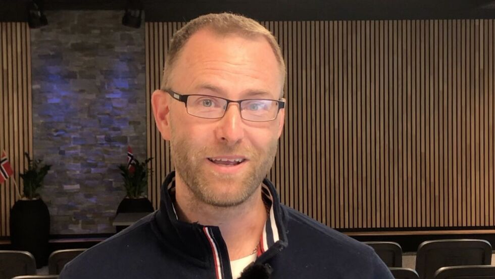 Jogeir Lianes forteller om Skaperkonferansen på Holmlia i Oslo i pinsehelgen