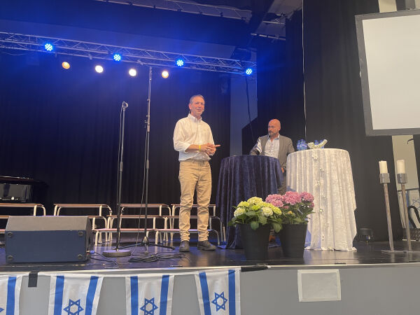 – Et totalt kulturgap er hovedproblemet