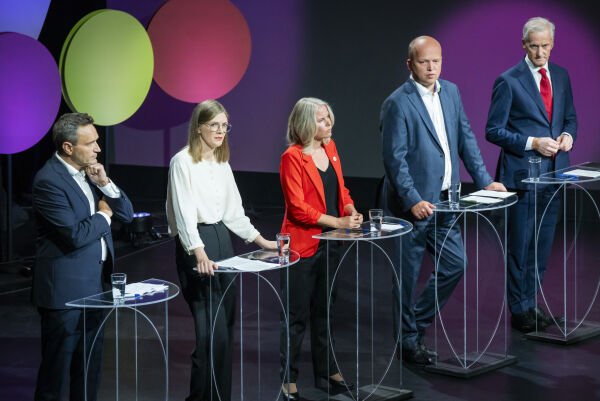Moxnes hyller etterfølgerens debattdebut