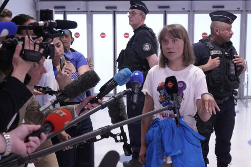 Greta Thunberg er i Paris etter å ha blitt deportert fra Israel