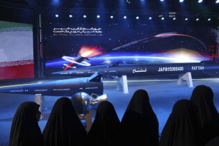 Iran avduket hypersonisk missil