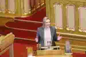 Listhaug frykter krise langs kysten