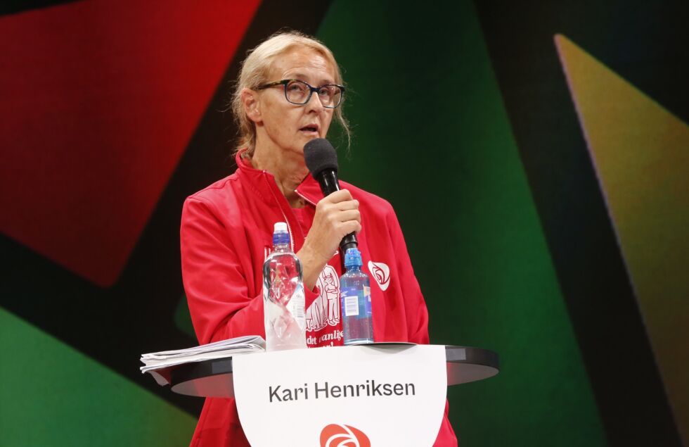 KONTRAKT: Ap-politiker Kari Henriksen sier partiet ikke mener det trengs en samfunnskontrakt for trossamfunn lenger, fordi dette er oppfylt i den nye trossamfunnsloven.
 Foto: Tor-Bjørn Nordgaard