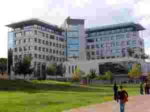 Stadig flere arabiske israelere foretrekker israelske universiteter