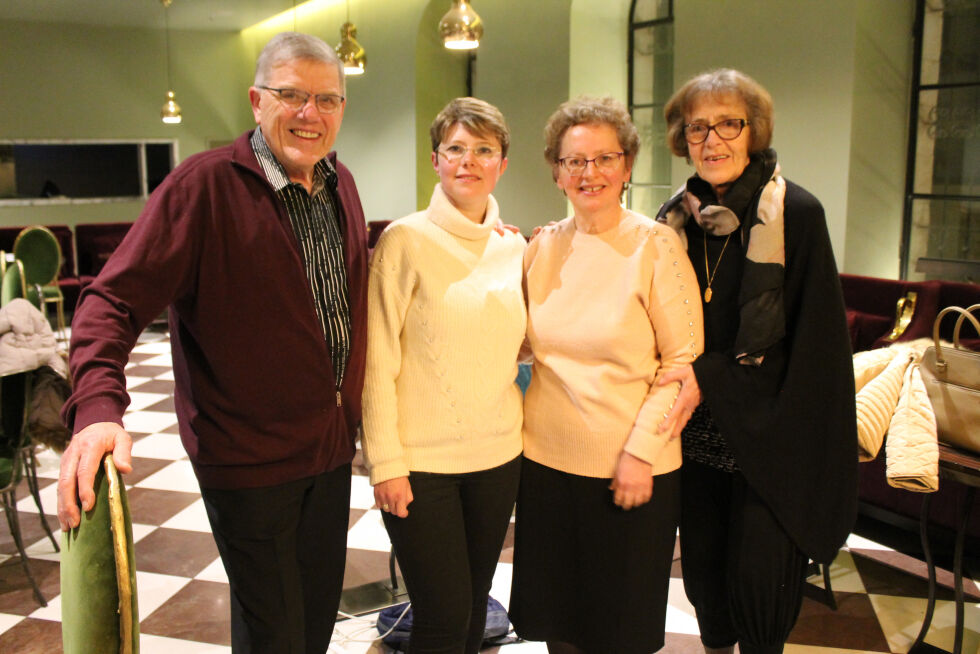 Fra v.: Steinar Harila, Znetsjana og Lilliana Sheifer og Alfhild Harila.
 Foto: Trine Overå Hansen