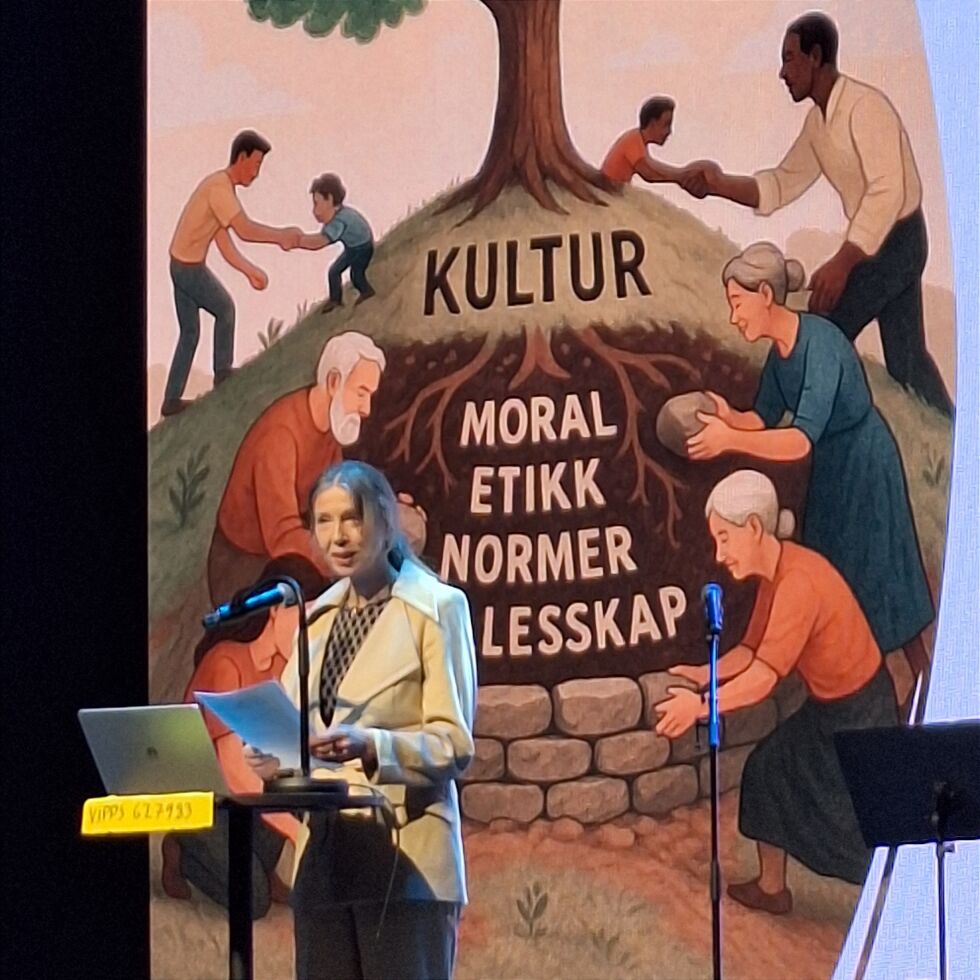 STORE ENDRINGER: – Verdiene våre er under press. Vi står midt i et sosialt eksperiment, med de største endringene i vår historie, sa sosiolog Torgunn Nesse på mini-symposiet under Norge IDAGs generalforsamling i Forum.
 Foto: Nils Bakke