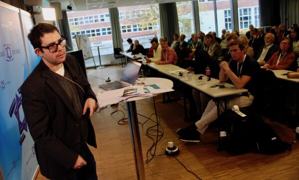 – Urealistisk å gjøre 1967-linjene til landegrenser
