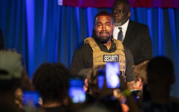 Tårevåt Kanye West snakket om abort på sitt første valgkampmøte