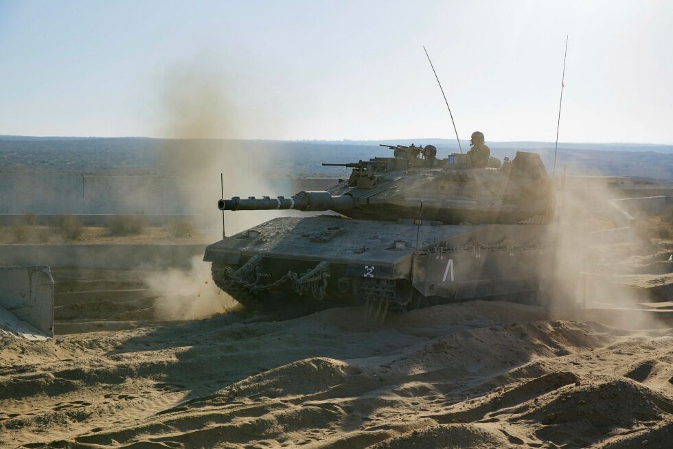 Israelsk tanks Merkava 4-M.
 Foto: Hillel Maeir/TPS