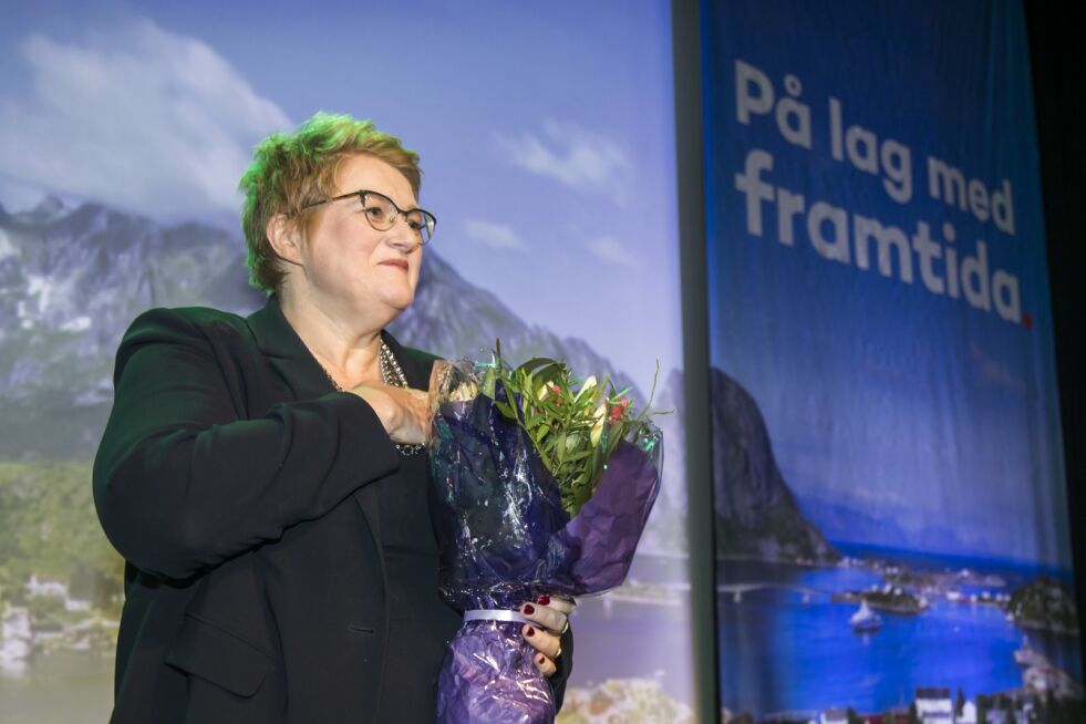 Trine Skei Grande ble gjenvalgt som Venstre-leder med stående applaus lørdag. Foto: Heiko Junge / NTB scanpix