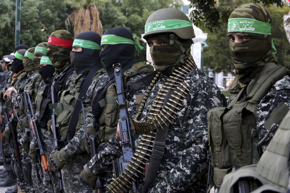Hamasterrorister fra Izzedine al-Qassam Brigades. Illustrasjonsbilde.
 Foto: Adel Hana/AP/NTB