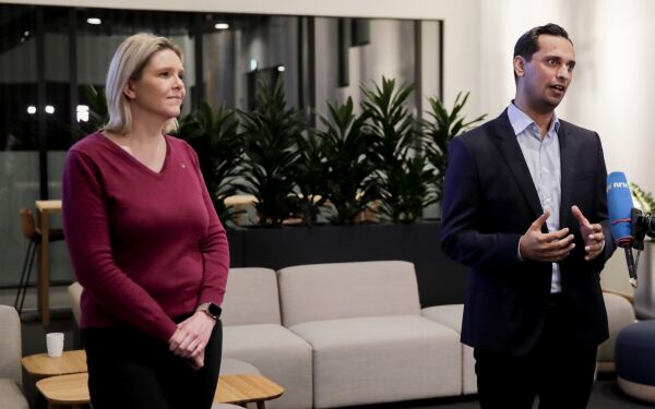 Partilederne tar over budsjettforhandlingene