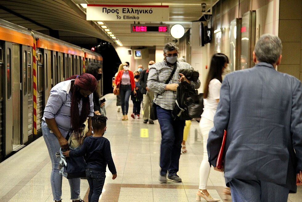 Reisende på T-banen i Athen i Hellas kan snart få besøk av flere turister, hvis det lettes på innreiserestriksjonene i EU.
 Foto: Pixabay