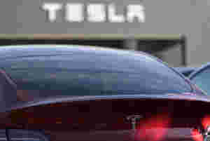 Tesla tilbake på topp av salgslistene i Norge