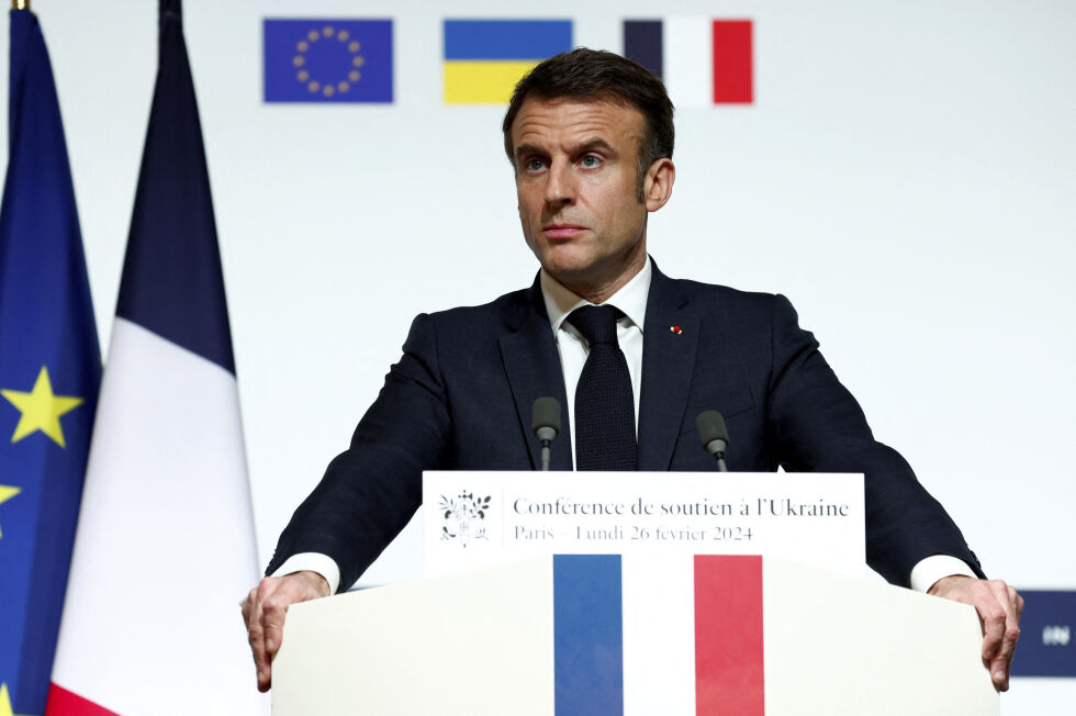 Emmanuel Macron samlet mandag ledere fra rundt 20 europeiske land til et toppmøte om støtte til Ukraina.
 Foto: Gonzalo Fuentes / AP / NTB