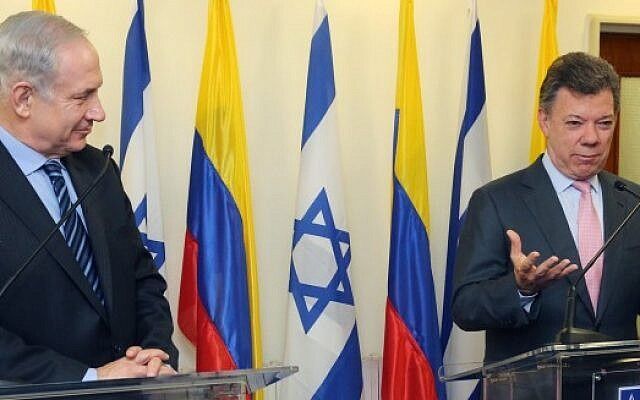 GRYENDE RELASJON: Israels statsminister Benjamin Netanyahu og Colombias president Juan Manuel Santos. Bildet er tatt under et møte i Jerusalem i 2013. Foto: GPO