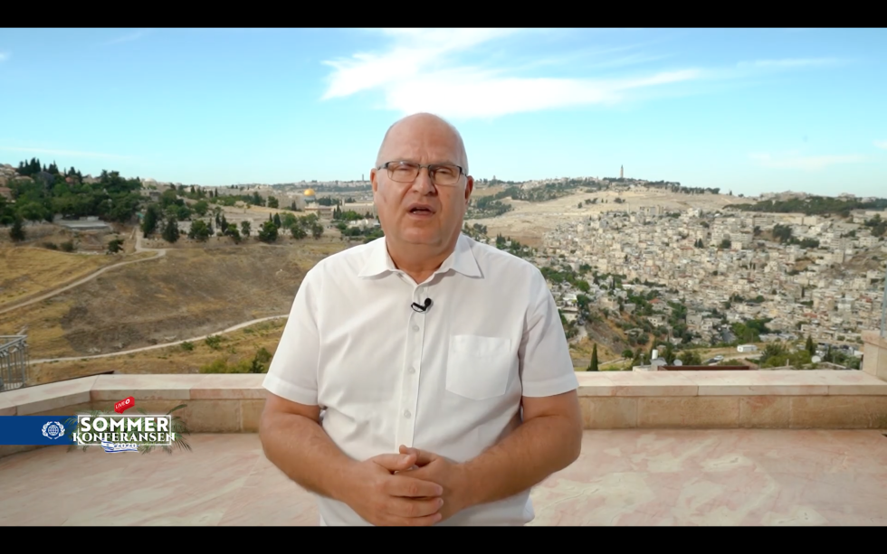 FORKYNTE: Dr. Jürgen Bühler er internasjonal direktør i ICEJ og forkynte på TV-opptak fra Jerusalem.
 Foto: Skjermdump