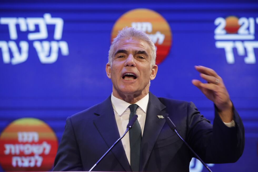 REGJERING: Yair Lapid blir ny statsminister i Israel dersom han lykkes med å danne regjeringskoalisjon.
 Foto: AP / NTB