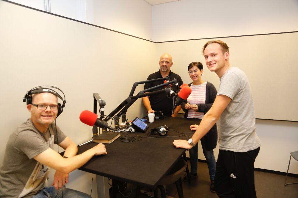 STUDIO: Håvard Bjørnevik, Terje Govertsen, Margrethe Tveit og Martin Engamo er programledere på Radio 3,16.
 Foto: Tor-Bjørn Nordgaard
