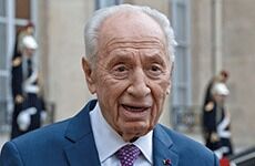 Alvorlig for Shimon Peres etter slag