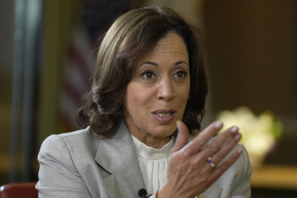 Harris unngår spørsmål om Bidens mentale tilbakegang