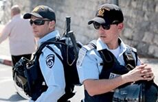 Israelere strømmer til polititjenesten