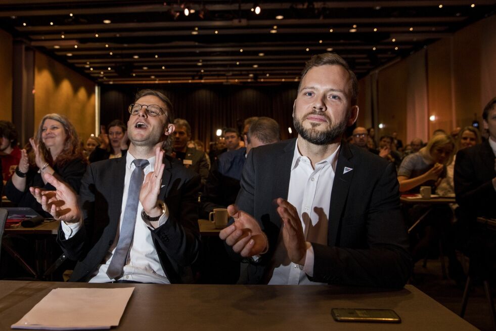 Partileder Audun Lysbakken og nestleder Snorre Valen under SVs landsmøte på Gardermoen.
 Foto: Tore Meek / NTB scanpix