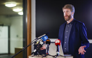 Vil at folk i risikogruppen skal ta vaksine