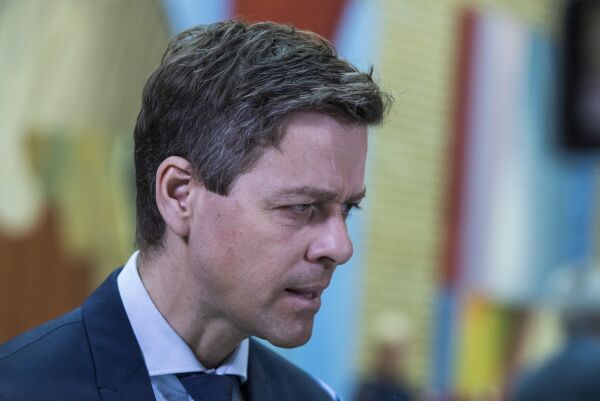 Hareide: – Vi slapp å ta stilling