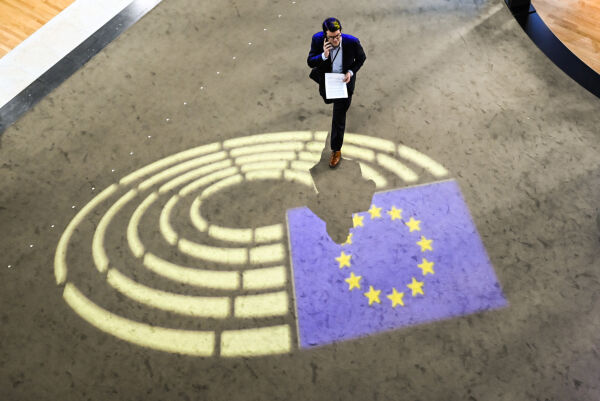 Sosialismens vrangforestillinger kveler oss i Europa
