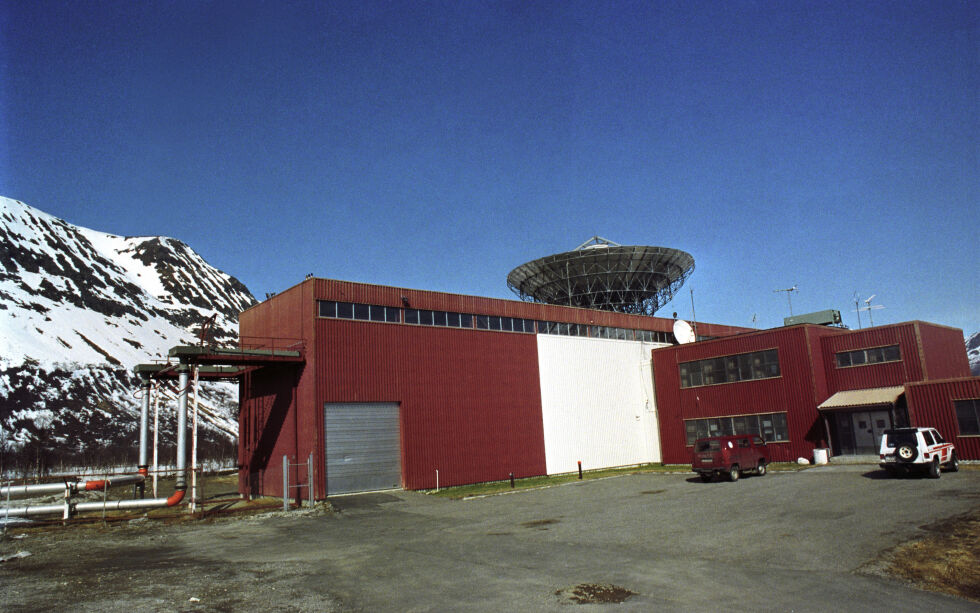 Radaranlegget EISCAT (European Incoherent Scatter Scientific Association). Anlegget ligger på Fagernes, sør for Tromsø. Arkivfoto.
 Foto: Trond Kenneth Larsen/NTB