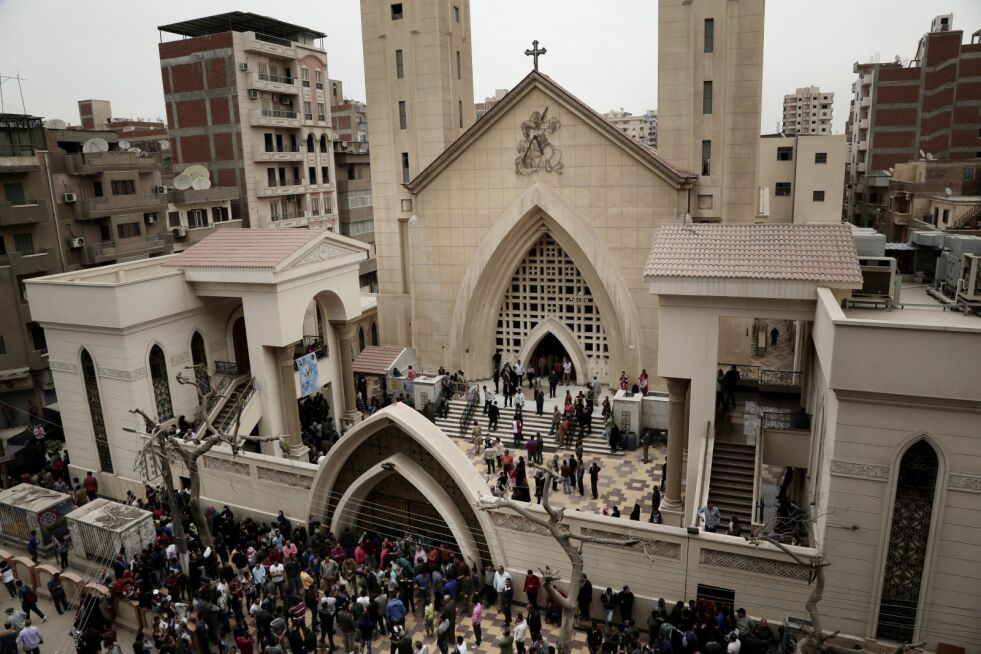 IS har tatt på seg ansvaret for bomben som tok livet av 27 mennesker i St. George-kirken i Tanta palemesøndag.
 Foto: AP / NTB scanpix
