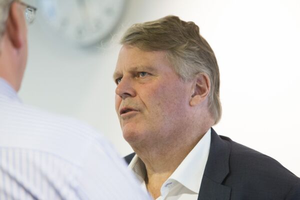 KrF-topp vil ha ny regjeringsdiskusjon dersom Venstre går inn