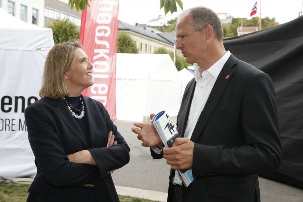 Listhaug glad for svensk innvandringsdebatt