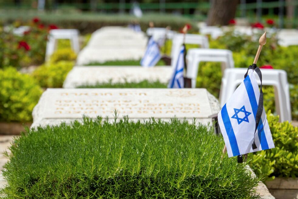 Militærgravplassen på Herzl-fjellet i Jerusalem i forkant av minnedagen for de falne.
 Foto: Hillel Maeir/TPS