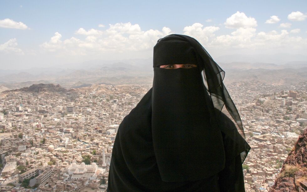 Mange mennesker i muslimske nasjoner kommer til tro på Jesus. I en ny podcastserie fra Back to Jerusalem får vi høres deres vitnesbyrd. Illustrasjonsbilde.
Foto: Åpne Dører