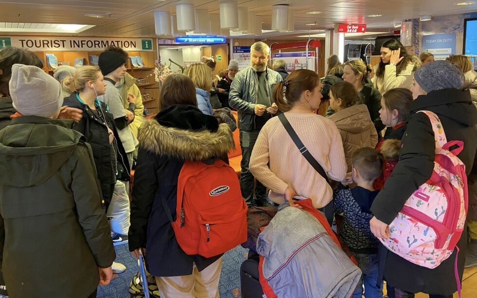 HENTET FLYKTNINGER: Råde frikirke i Viken (Østfold) har sendt flere busser til Polen og har hentet flere enn hundre ukrainske flyktninger til Norge.
 Foto: Martin Lande
