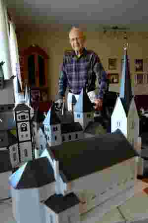 Leif (92) har bygd et par hundre kirker