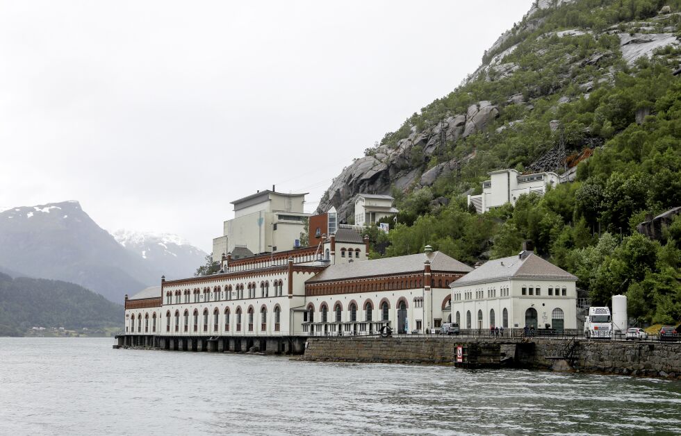 VANNKRAFT: Den norske regulerbare vannkraften er en unik ressurs. Nå inngår den i det europeiske kraftmarkedet. Illustrasjonsbildet er av Tyssedal kraftstasjon.
 Foto: NTB