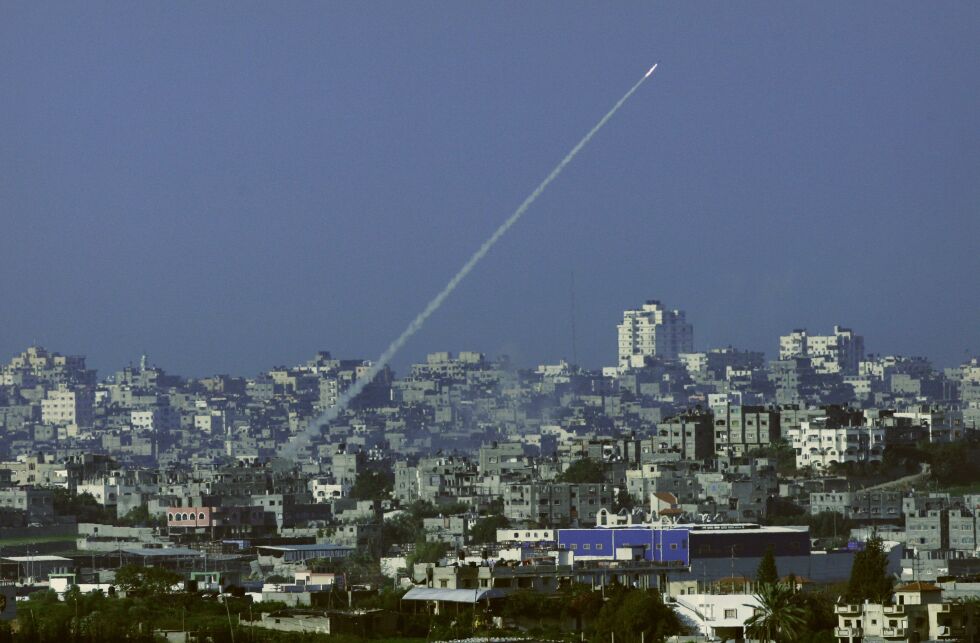 Rakett fra Gaza på vei mot Israel. Arkivfoto: AP / NTB Scanpix