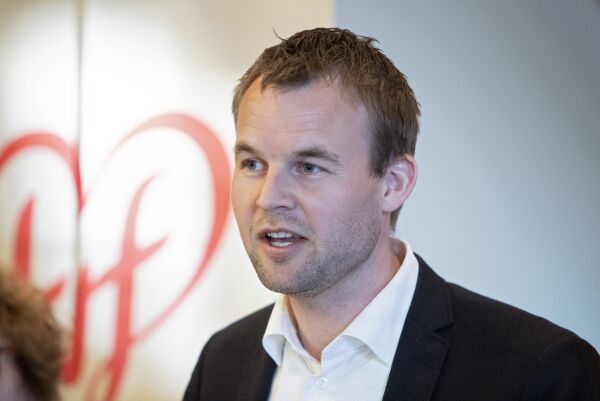 Ropstad avbryter valgkampturné – Solberg ber ham komme til Oslo