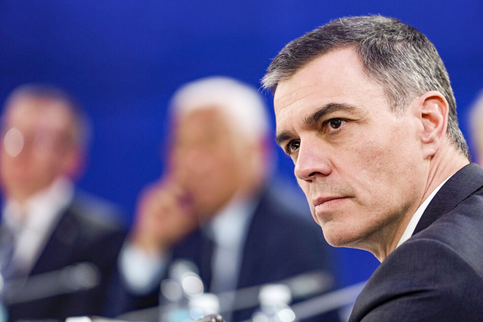 Spanias President Pedro Sanchez vil innføre fengselsstraff for såkalt konverteringsterapi. Her avbildet i et toppmøte med europeiske ledere i Kyiv på treårsdagen for den russiske invasjonen i 2024.
 Foto: Javad Parsa / NTB