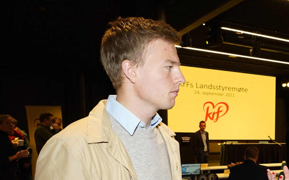 Hadle Rasmus Bjuland ble lørdag gjenvalgt som leder for Kristelig Folkepartis Ungdom. Bildet er fra KrFs landsstyremøte i fjor.
 Foto: Lise Åserud / NTB